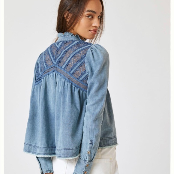 Pilcro Victorian V- Neck Blouse NWT - Picture 12 of 13